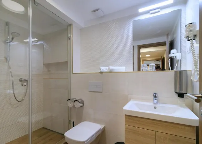 فندق مبيت وإفطار Marina 4*