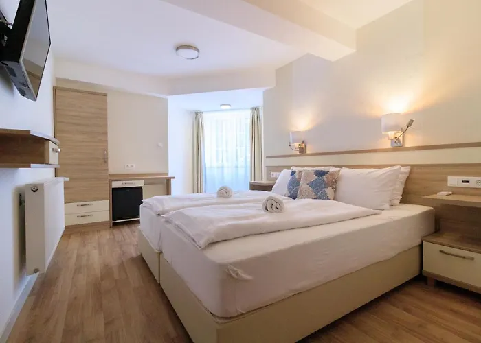 Oda ve Kahvaltı Marina Siofok